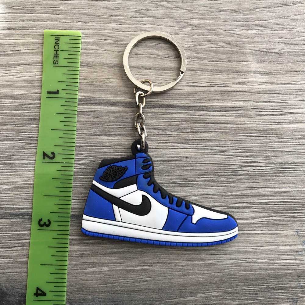 Nike Air Jordan Shoe KeyChain - Picture 3 of 5
